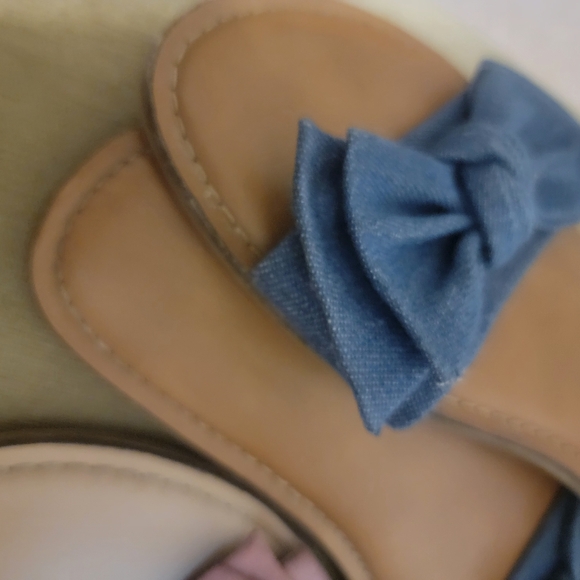 Bundle of 2 sandals size8 - Picture 3 of 5